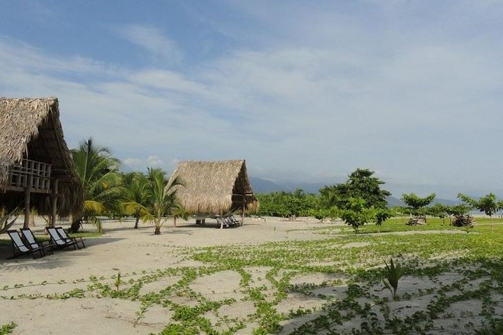 Exclusive transfer Santa Marta Airport - Tayrona Park Sector - Photo 1 of 2