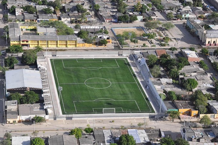 Fútbol Local "Perro e Playa F.C" - Photo 1 of 2