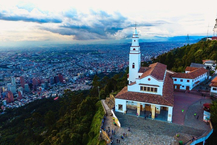 La Candelaria, Optional Monserrate and Optional Gold Museum Bogotá City Tour - Photo 1 of 12