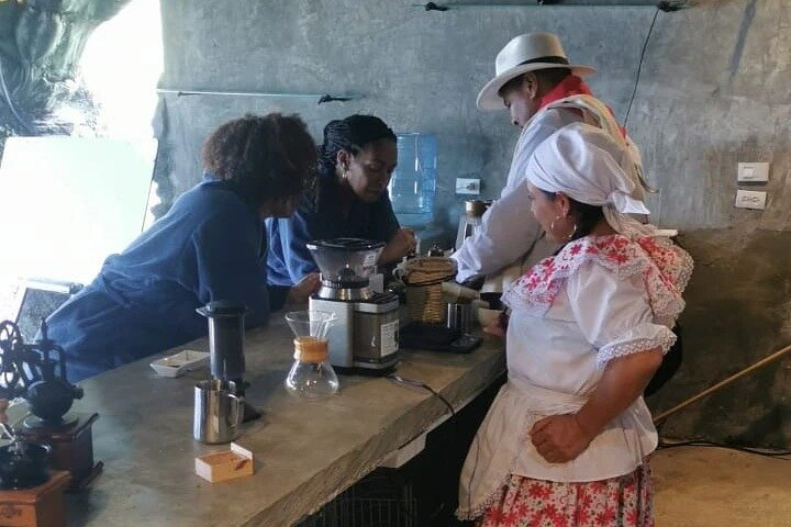 Medellin Barista Workshop in a Colombian coffee farm - Photo 1 of 6