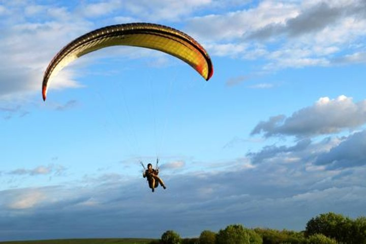 Medellin Paragliding Tour