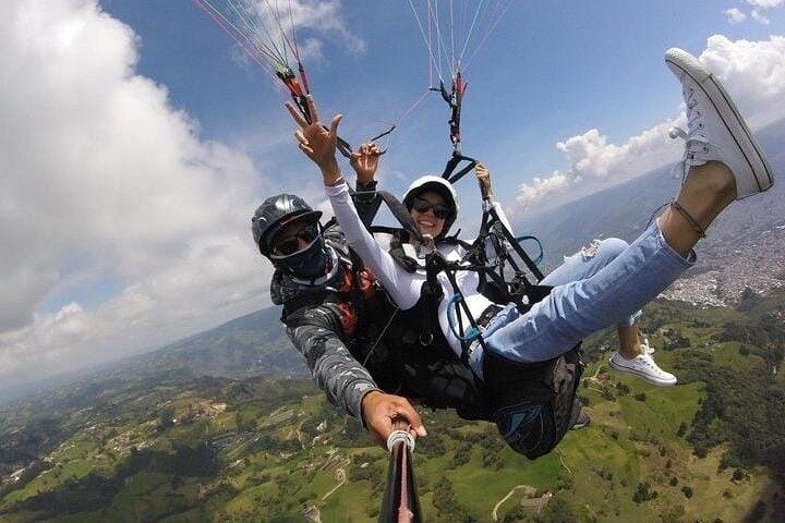 PARAGLIDING BICITOUR MEDELLIN