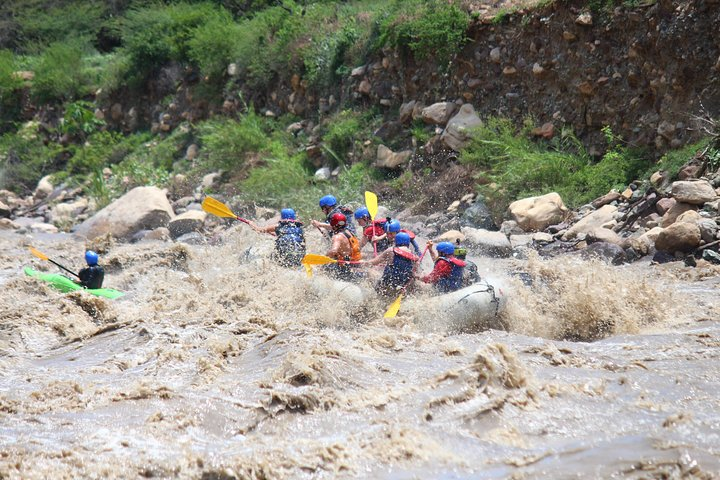 Rafting Rio Chicamocha 2/3 - Photo 1 of 10