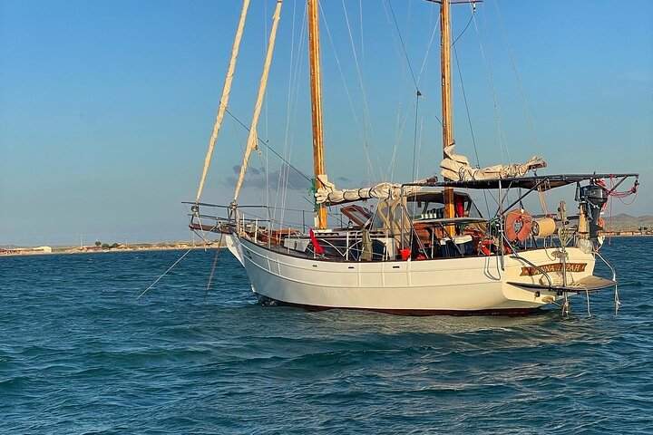 Tayrona Sailing PRIVATE - Photo 1 of 14