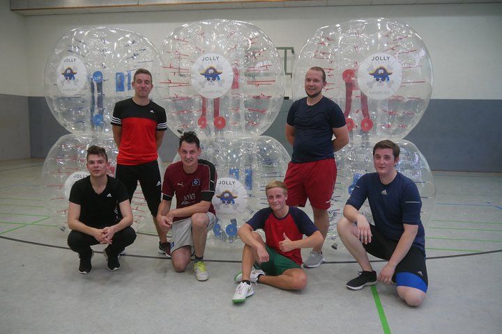 Bubble soccer in the center of Hamburg with beer / champagne - Photo 1 of 8