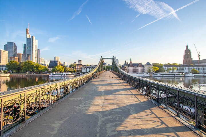 Discover Frankfurt’s most Photogenic Spots with a Local - Photo 1 of 8