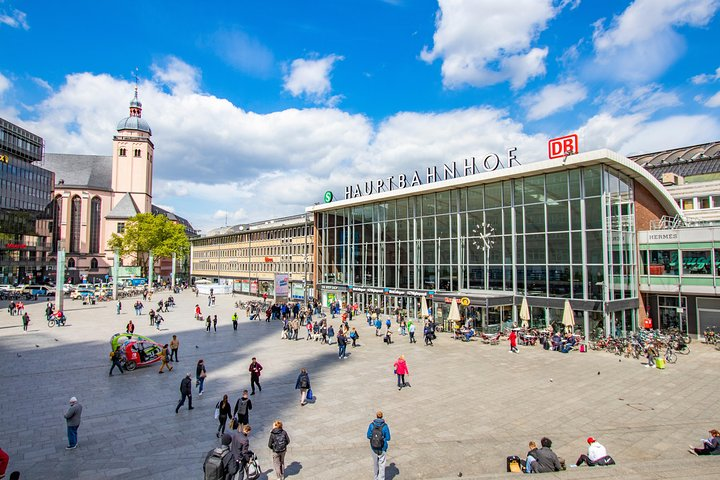 Explore Cologne in 1 hour with a Local - Photo 1 of 12