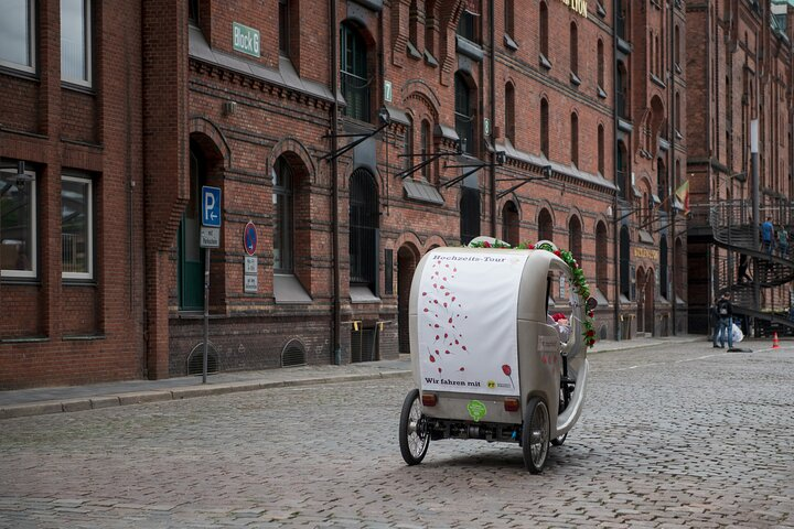 Private Hamburg rickshaw tour for 2 people - Photo 1 of 7