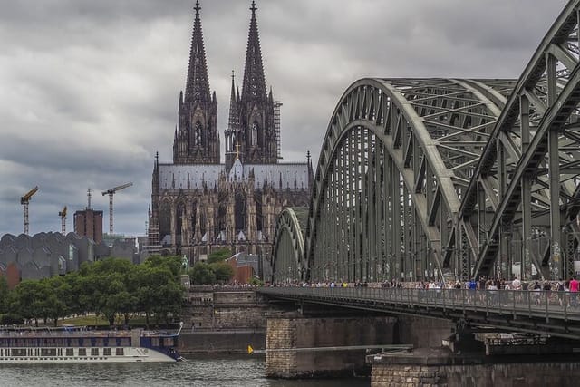 Private tour of the best of Cologne - Sightseeing, Food & Culture with a local - Photo 1 of 7