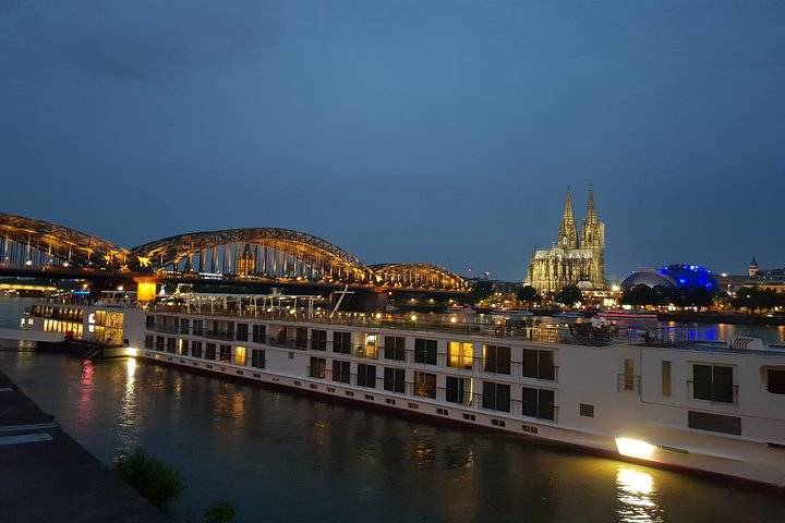 Private walking tour of Cologne's old town - Photo 1 of 3