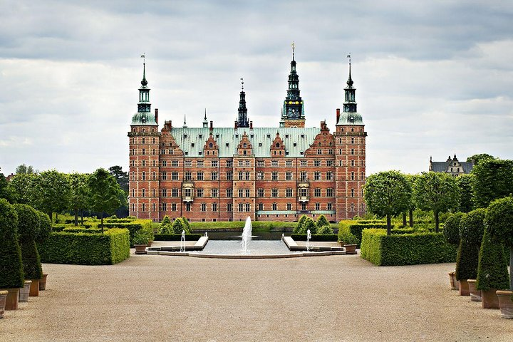 Private Tour to Frederiksborg Castle - Photo 1 of 6