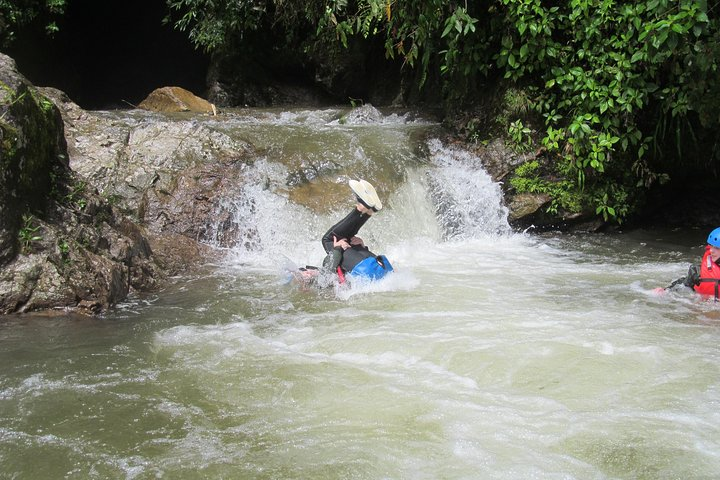 Canyoning | Casahurco | Puyo Jungle Scenario | Jump to Pozas - Photo 1 of 25