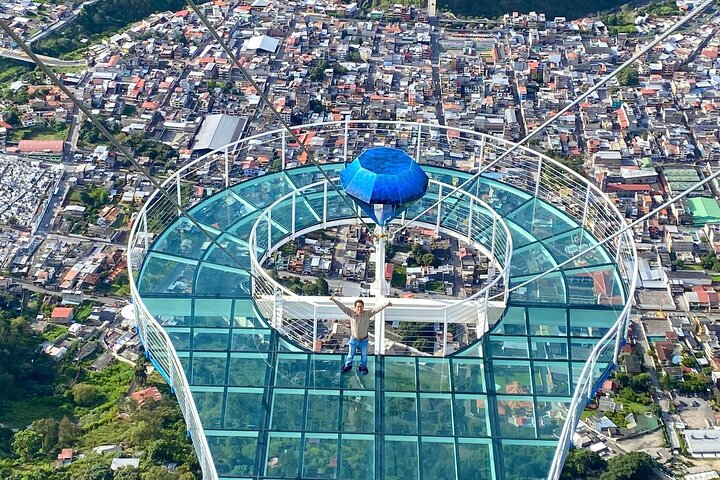 Crystal Bridge the "Diamond" the largest in America at 2400m - Photo 1 of 24