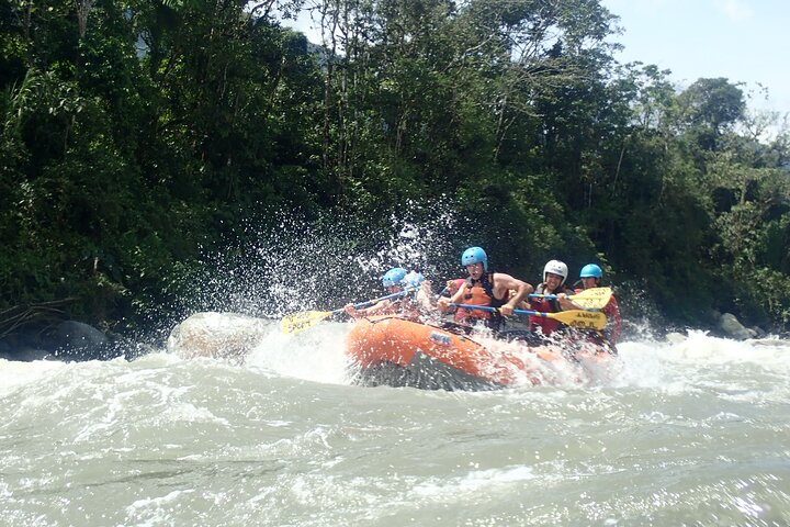 Extreme Rafting in Baños de Agua Santa Level III and IV+ - Photo 1 of 18