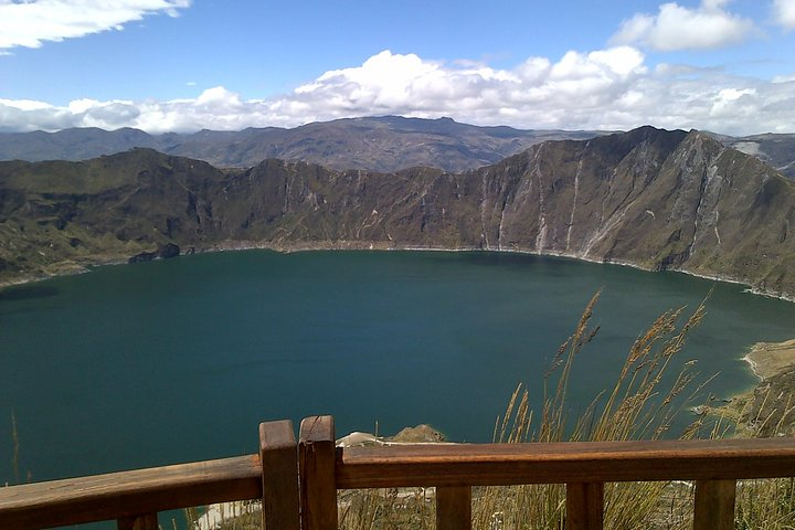 Quilotoa lake