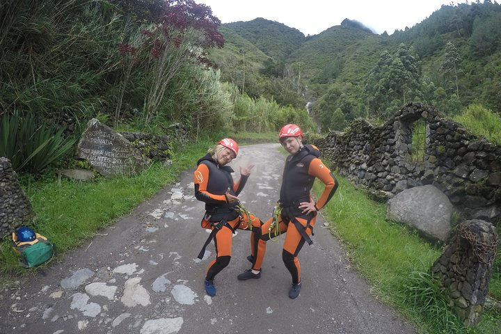 Canyoning Chamana-Baños Ecuador