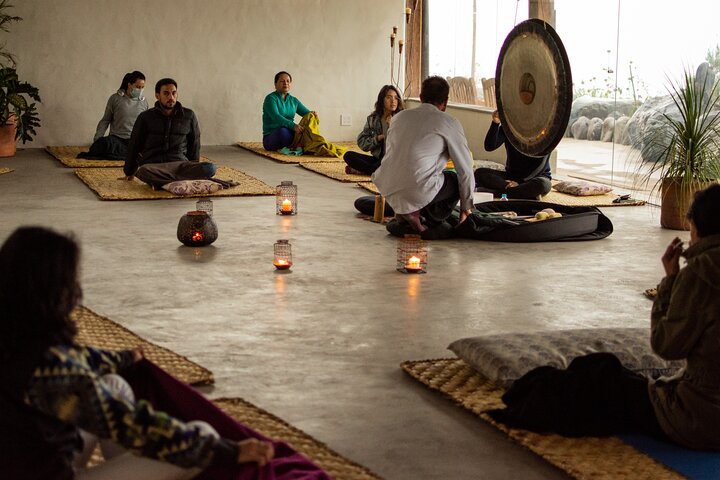 Sound Bath Session in Ecuador - Photo 1 of 6