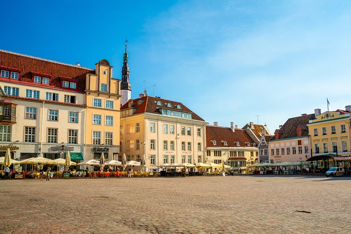 Old and Nowaday Tallinn Driving and Little Walking Private Tour - Photo 1 of 9