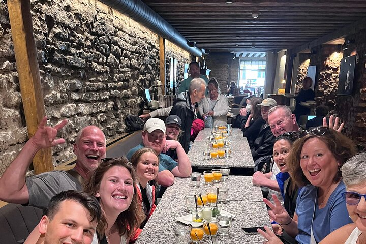 Happy foodies during Tallinn Food Tour