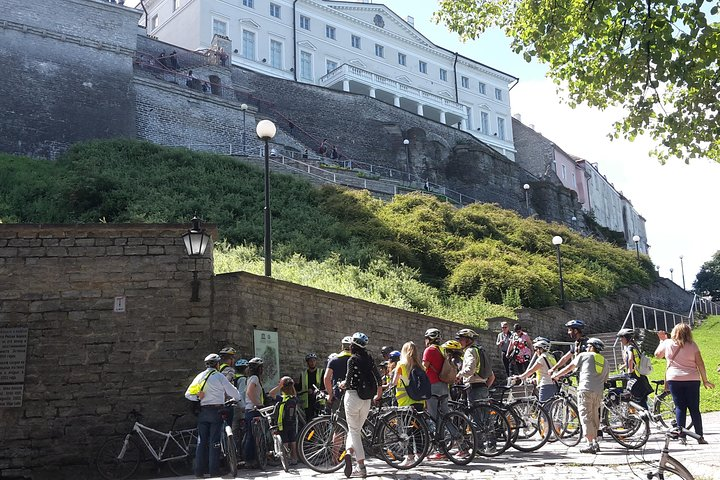 Old town stopp, Foothill Toompea