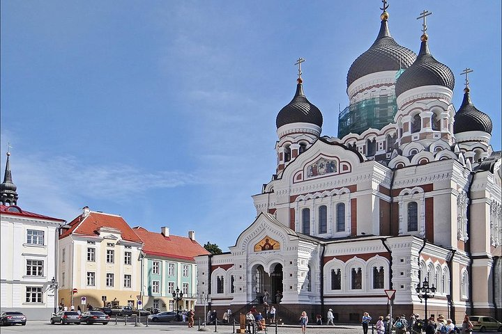 Hang out with locals in Tallinn