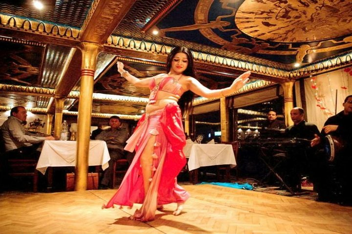 belly dancer on dinner cruise