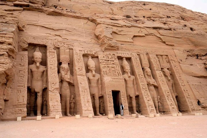 Abu Simbel by Car - Photo 1 of 4