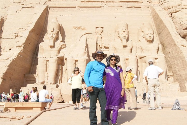 abu simbel temple 