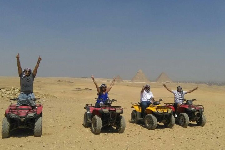 quad bike atGiza Pyramids