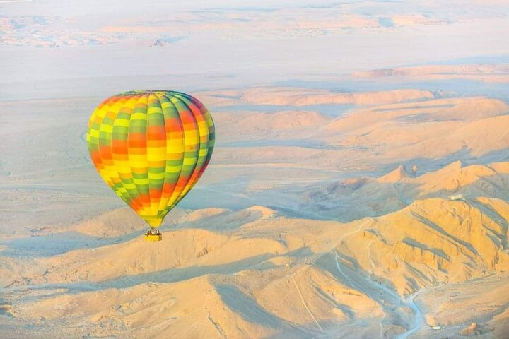 Hot Air Balloon trips in Luxor (sun rises) - Photo 1 of 10