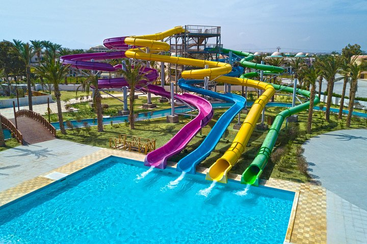 Jungle Aqua Park 