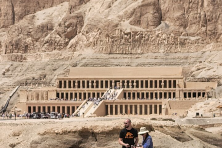 Over night to Luxor from Cairo by Plane - Photo 1 of 12