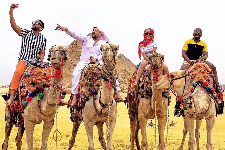 Private Camel or Horse Ride around the Pyramids - Photo 1 of 5