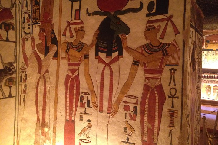 Nefertari's Tomb 