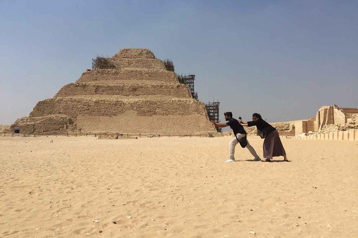 sakkara stepped pyramids