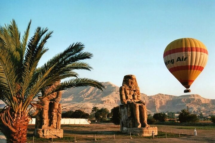 Sunrise Hot air balloon Ride in Luxor - Photo 1 of 10