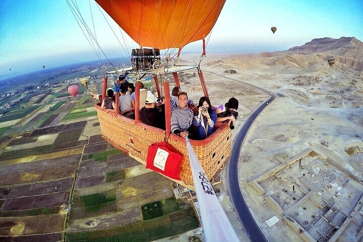 Sunrise Hot Air Balloon Ride Over Luxor - Photo 1 of 9