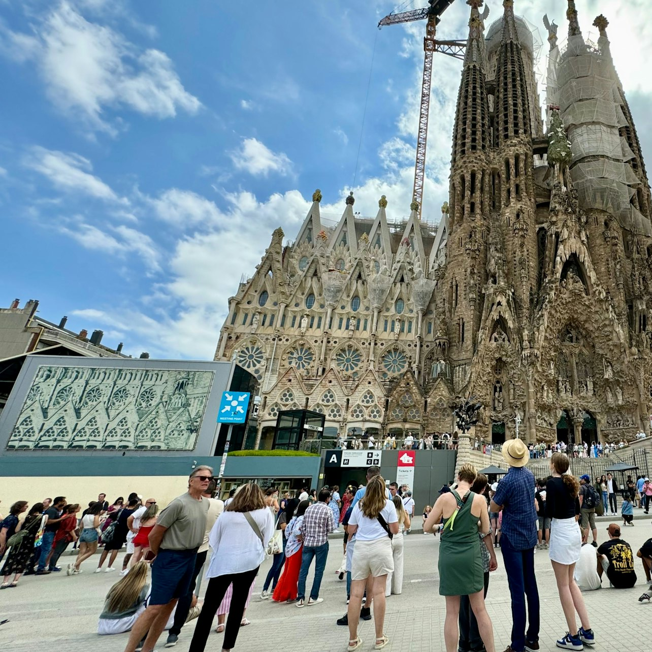 Afternoon Sagrada Familia Small Group Guided Tour - Photo 1 of 7