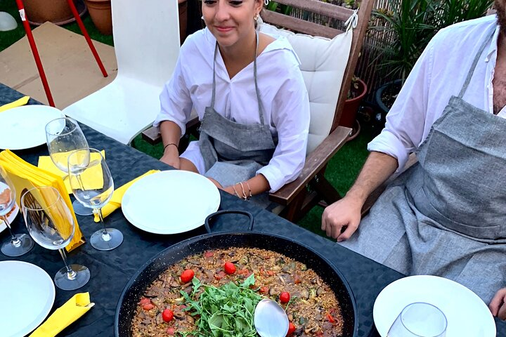 Authentic Paella & Sangria in a Stunning Rooftop Loft - Photo 1 of 7