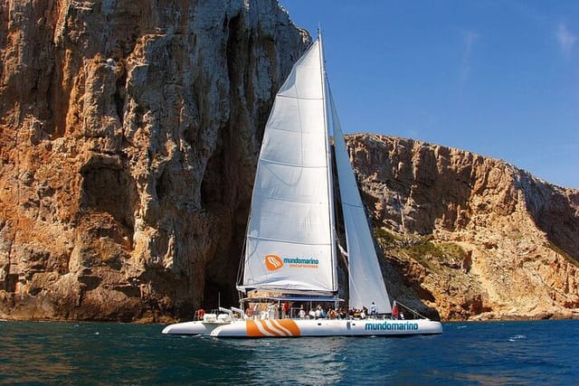 bay-trip-in-calpe-or-altea-with-a-sailing-catamaran_1