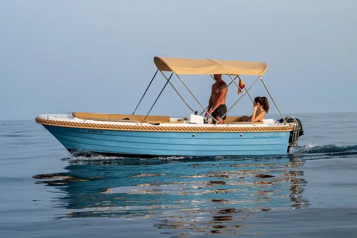 Boat Rental without License Puerto Banus - Photo 1 of 8