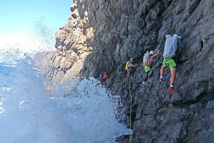 Coasteering Xtreme Gran Canaria: an Ocean & Mountain Adventure - Photo 1 of 15