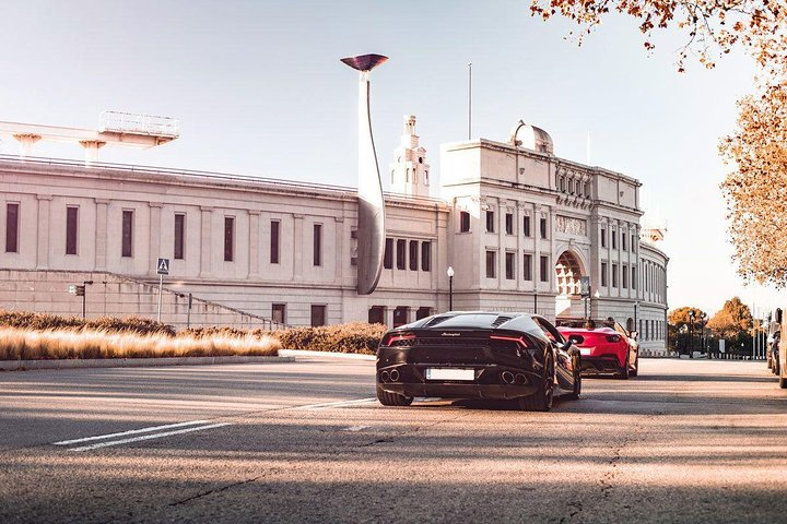 Ferrari Driving Experience in the Urban F1 Circuit - Photo 1 of 6