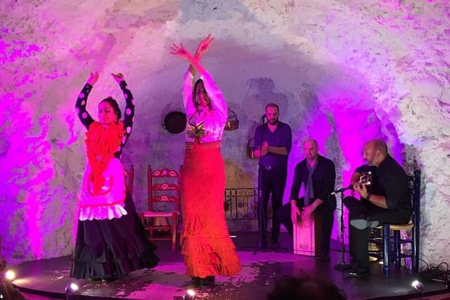 Flamenco Show in a Cave Restaurant in Granada - Photo 1 of 6