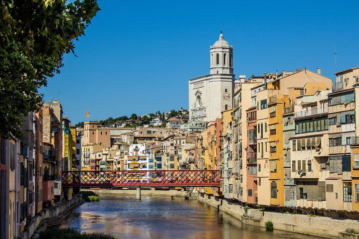 See beautiful locations in Girona