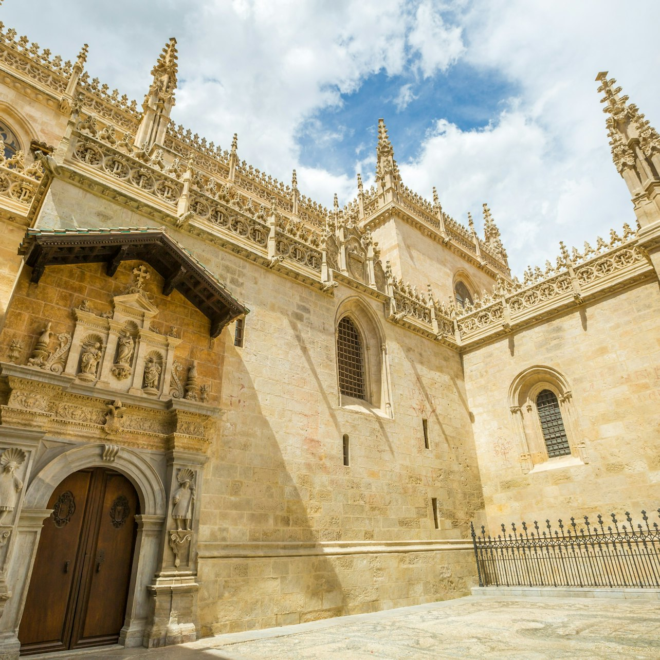 Granada: Alhambra, Granada Cathedral and Royal Chapel Guided Visits - Photo 1 of 6