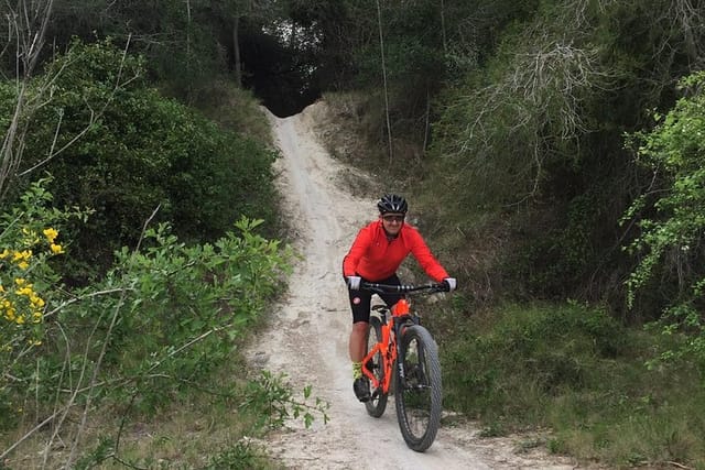 Guided mountain bike route - "Pata Negra" Tour - Photo 1 of 25