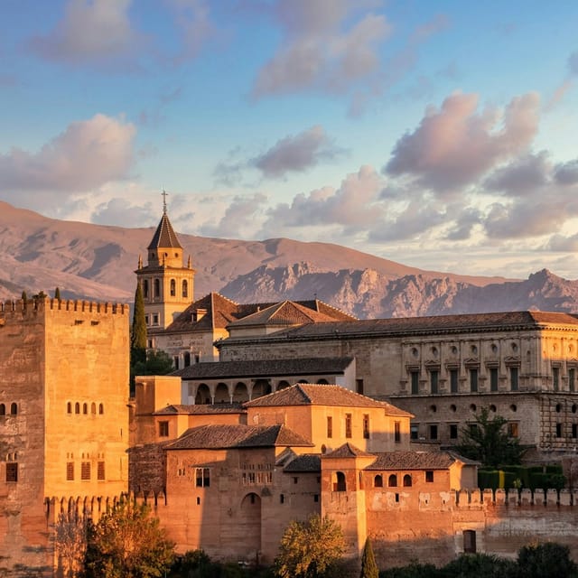 Guided Tour: Complete Alhambra - Photo 1 of 3