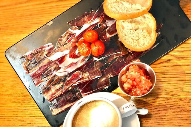 Iberian ham experience with traditional breakfast in center Madrid - Photo 1 of 6