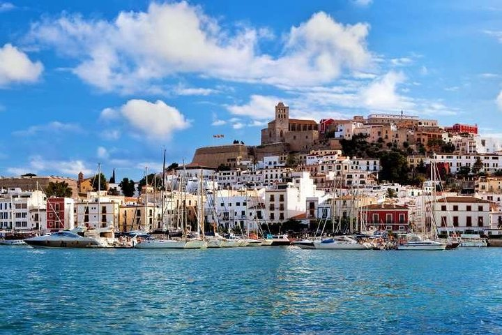 Ibiza Island Tour: Punta Arabi Local Market - Photo 1 of 6